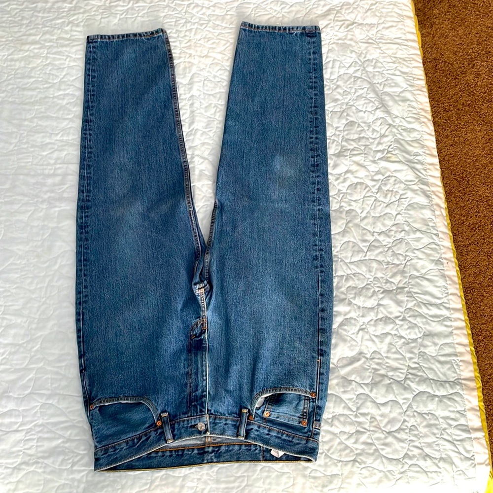 Men’s Levi’s style #550, good condition